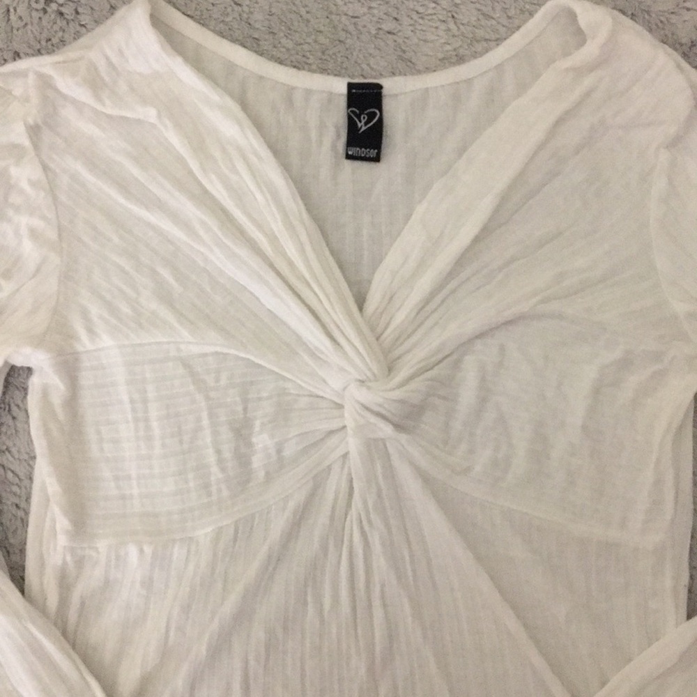 Never worn long sleeved crop top